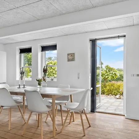 Vakantiehuis Cozy In With Wifi *